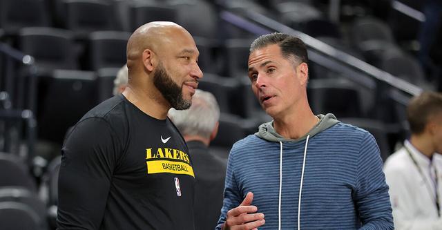 都体：尤文对洛博特卡感兴趣，但他更愿意接受来自国外的报价（都体：尤文有意洛博特卡，球员更青睐海外报价）