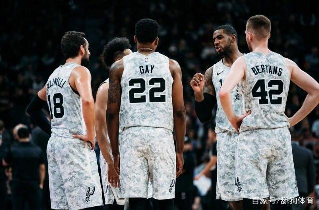 莫雷托：米兰没想签拉莫斯；富勒姆在考虑买断丘库埃泽（莫雷托：米兰无意引进拉莫斯；富勒姆评估买断丘库埃泽）