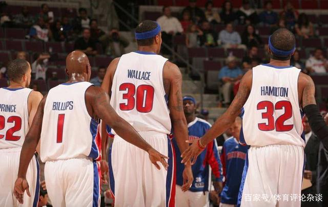 世体：巴萨12月前往秘鲁或摩洛哥踢友谊赛的计划已被排除（世体：巴萨已不考虑12月赴秘鲁或摩洛哥进行友谊赛）