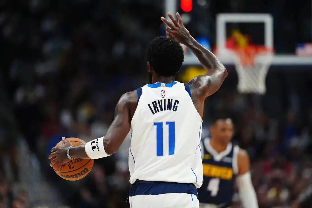 川超凉山队为飞踢裁判道歉：将加强管理，涉事球员交公安处理（川超凉山队就飞踢裁判事件致歉：将强化管理，涉事球员移交警方处理）