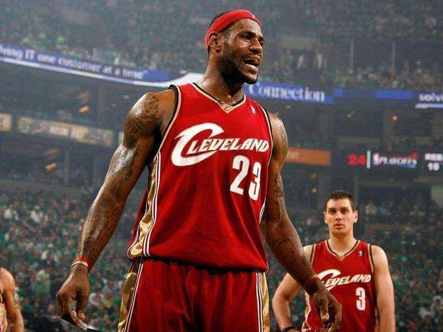 混音主帅：杨瀚森沟通能力提升很大，英语理解能力也进步很多（混音主帅：杨瀚森沟通显著提升，英语理解能力也有长足进步）